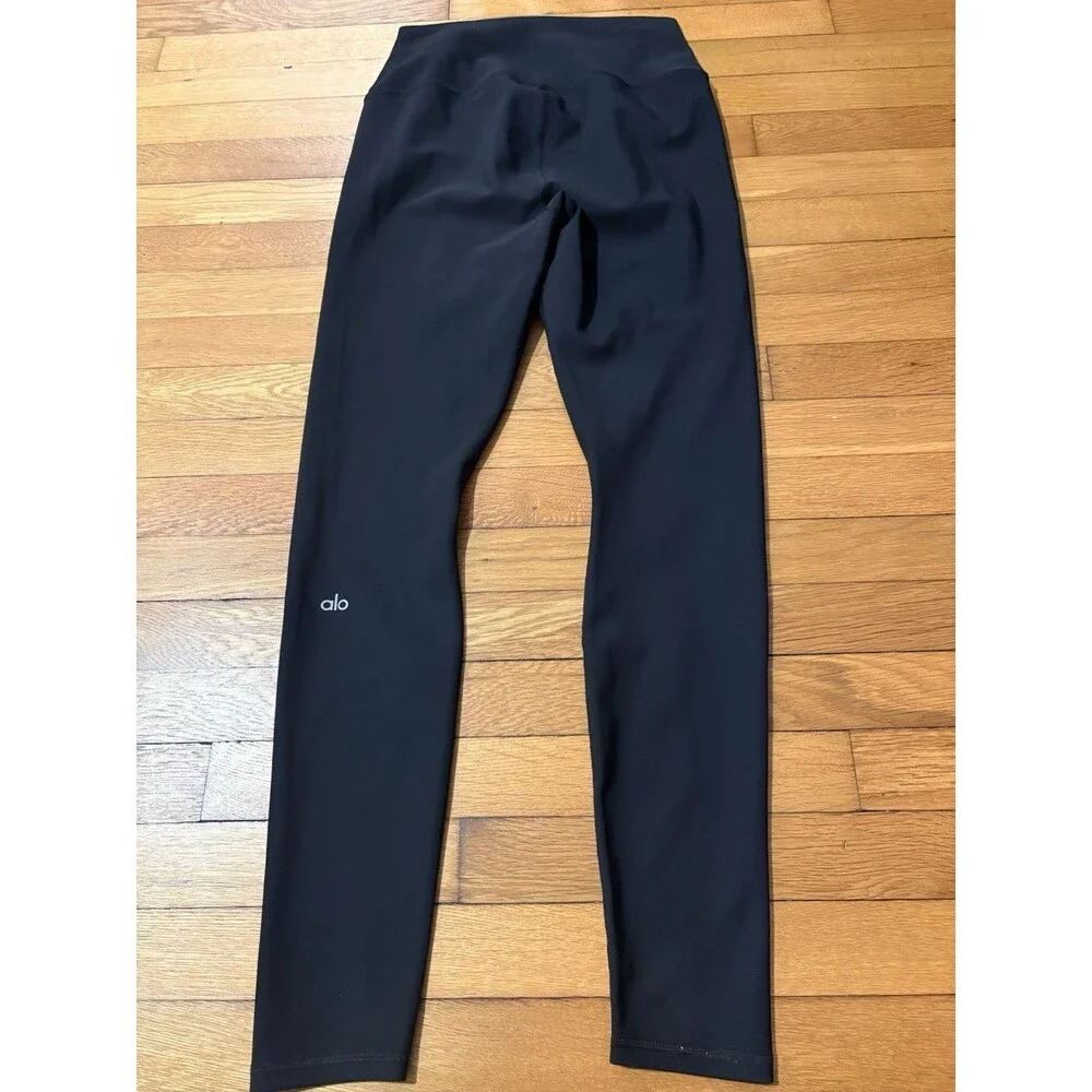 Alo Yoga Size M High Waist Ripped Warrior Black Leggings